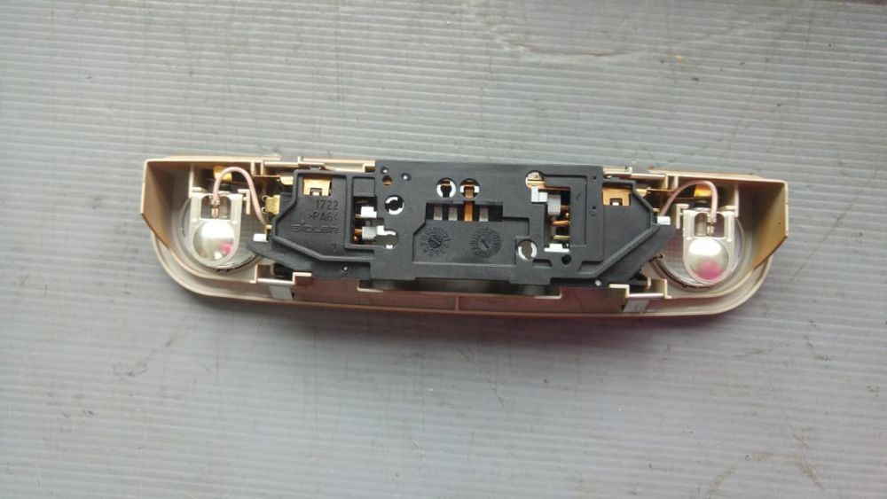 lampa plafoniera spate audi a6 c6 4f  4l0947111b