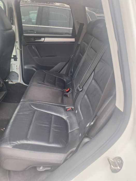 VW Touareg 3.0 TDI  ,CAS motor, 240 к.с. , 60 броя на части