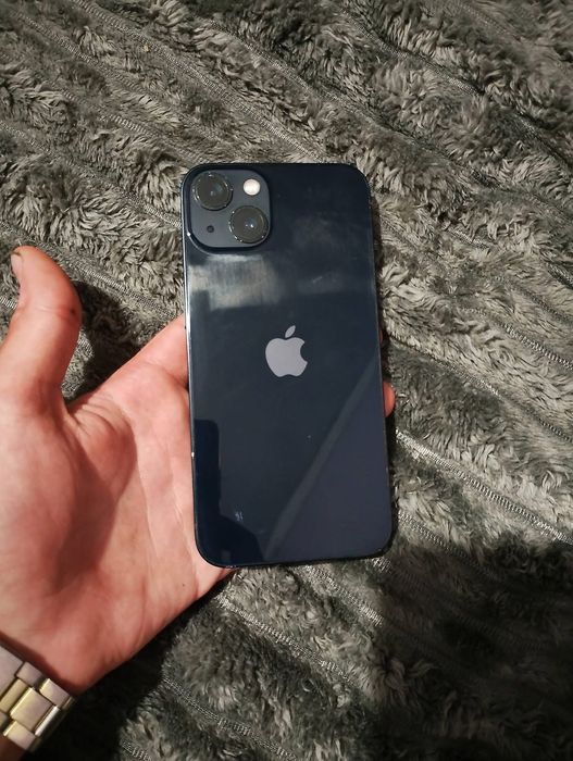 iPhone 13 Перфектен
