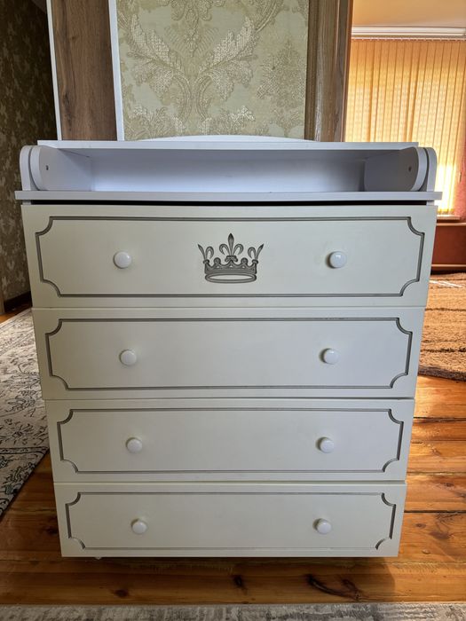 Шкаф для детей и  одежда