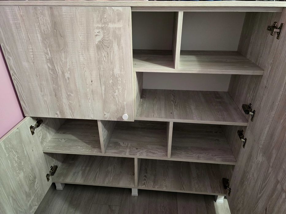 Comodă / Dulap din PAL Pin Cascina