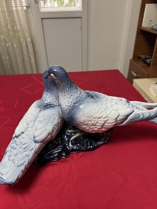 Bibelou porumbei portelan