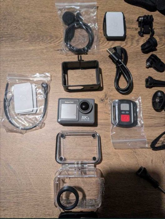 Action Camera 5k cu toate accesoriile posibile similar GoPro
