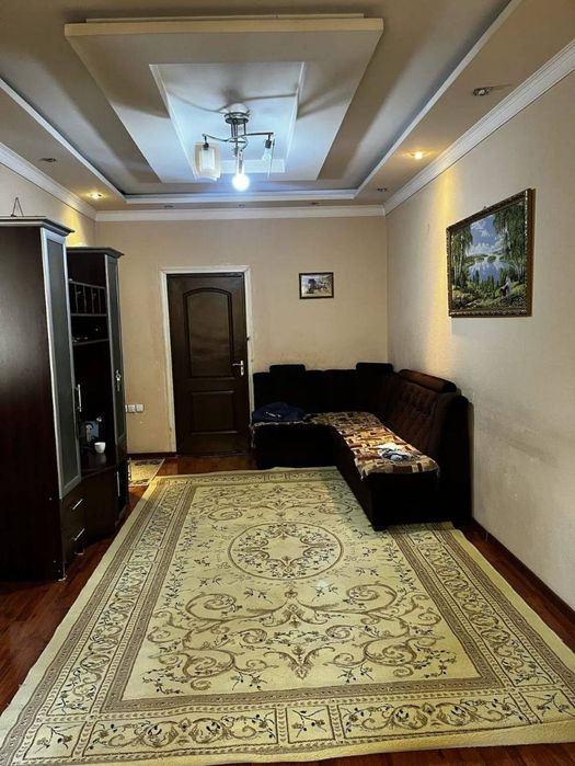 Срочно Продаётся квартира метро Буюк Ипак Йули художник 2-комн евро