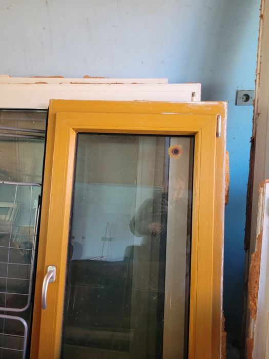 Geamuri si Usi  de vanzare