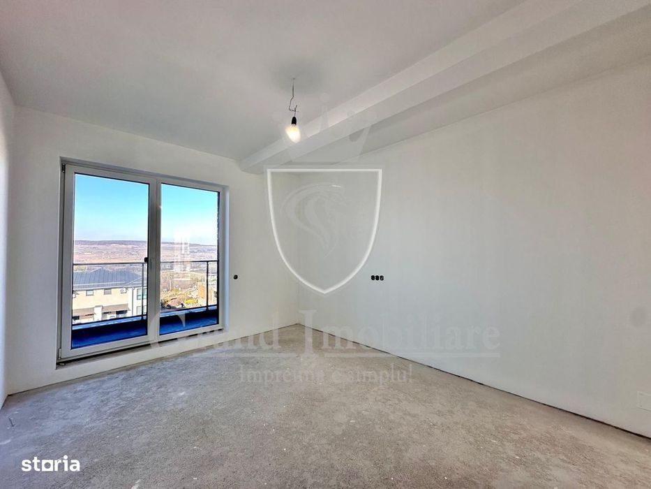 Duplex de vanzare 270 mp, zona Floresti