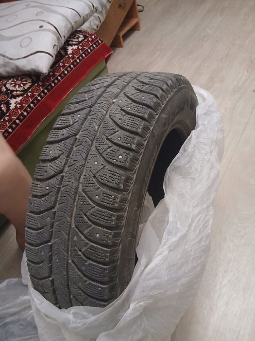 Продам зимние шины