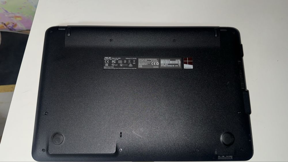 Продам старый ноутбук ASUS X540S.