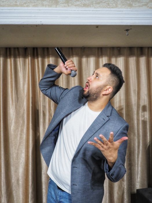 Ведущий мероприятий Алматы