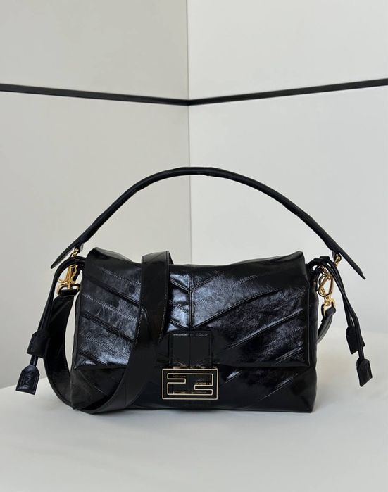 Geanta Fendi Mamma Baguette