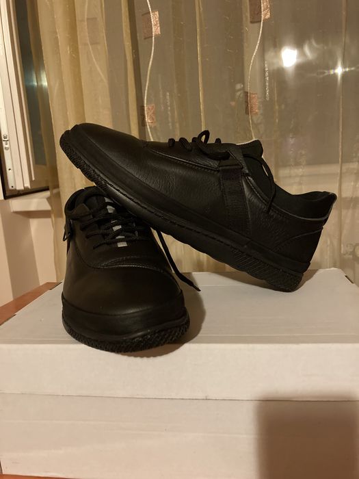 Adidasi/ghete barbati din piele - marimea 42