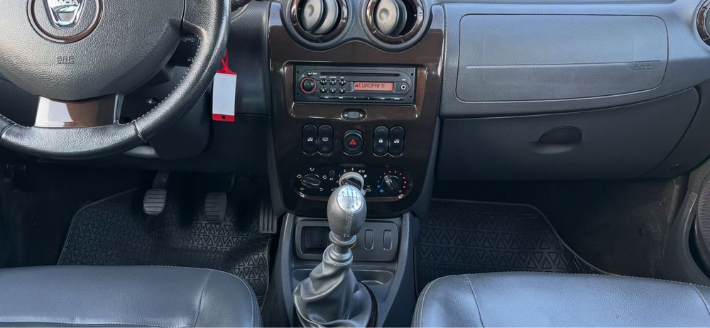 Dacia Duster an fabr.2011 Motor 1,5 diesel 110 CP, Euro 5, Clima