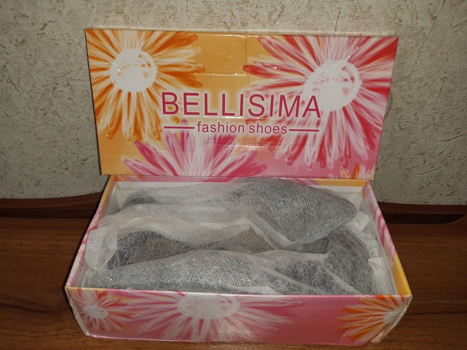 Туфельки золушки,очень красивые!