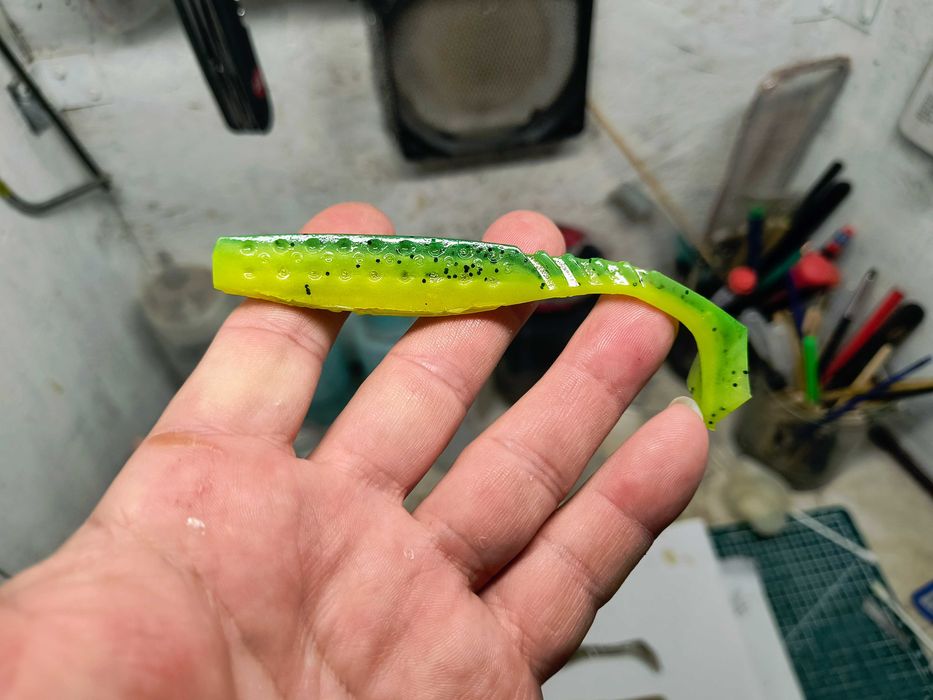 силиконова примамка funky 4 и 4.5 инча