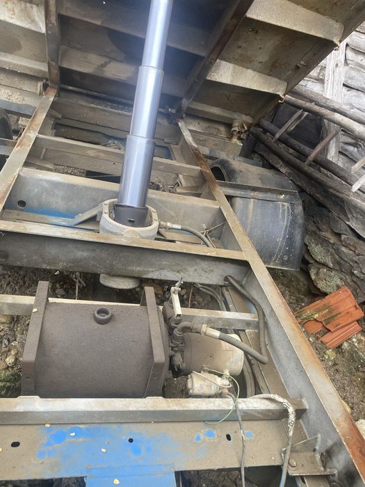 Bena basculabila SCATTOLINI