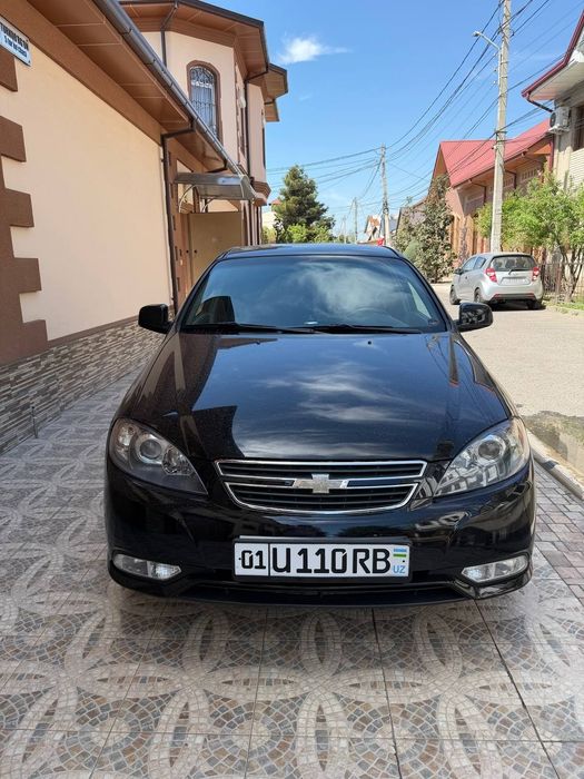 Qora jentra gentra lacetti srochno Lyuksiz