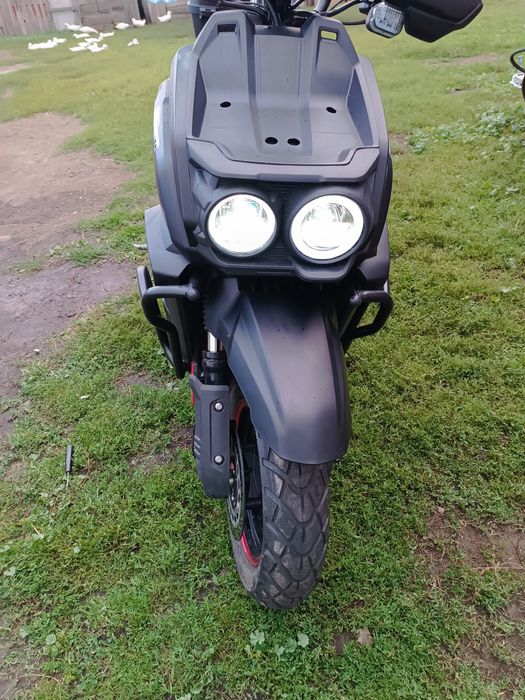 Продам скутер Танк 150 кубов стоит на учёте