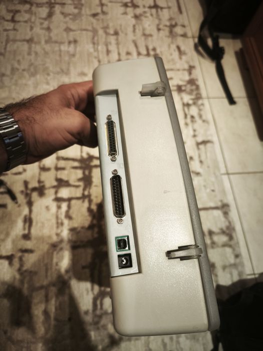 Продавам скенер HP