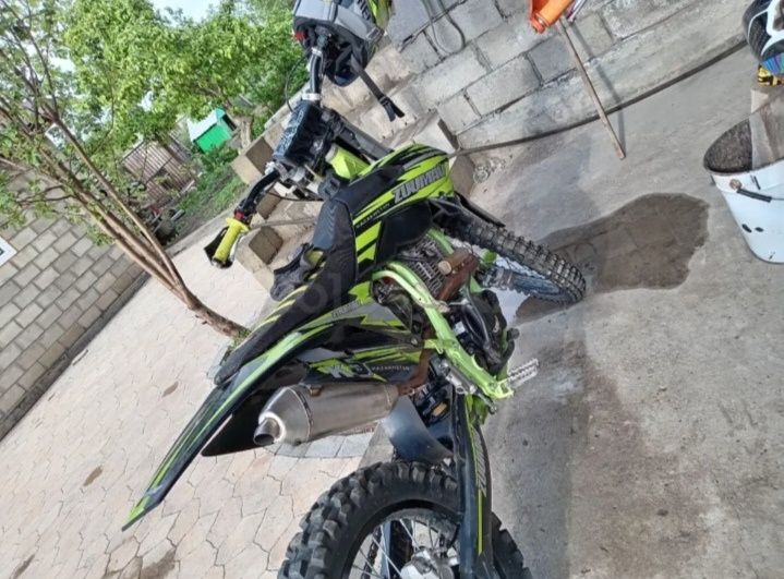 Zuumav K5. В отличном состоянии