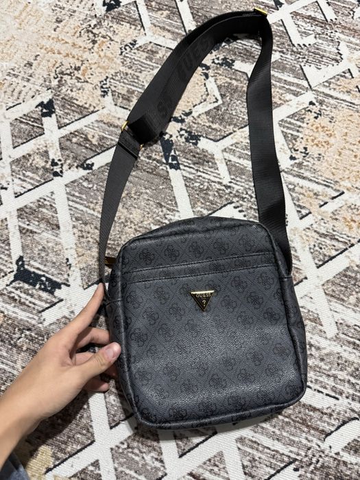 Барсетка guess.