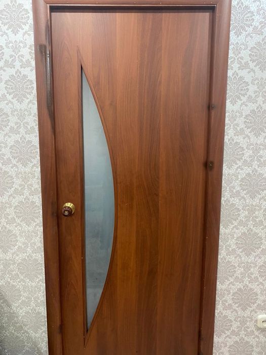 Продам двери межкомнатные,