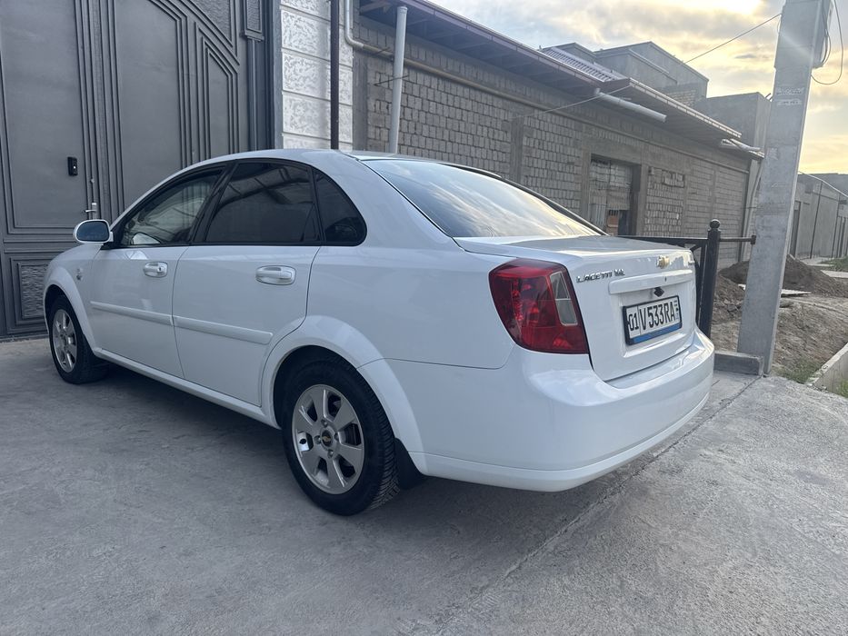 Chevrolet Lacetti 1.6 avtomat