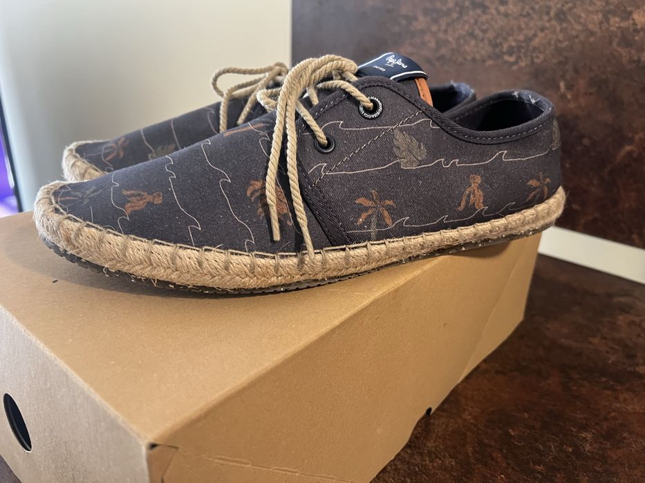 Обувки Pepe Jeans 44, нови