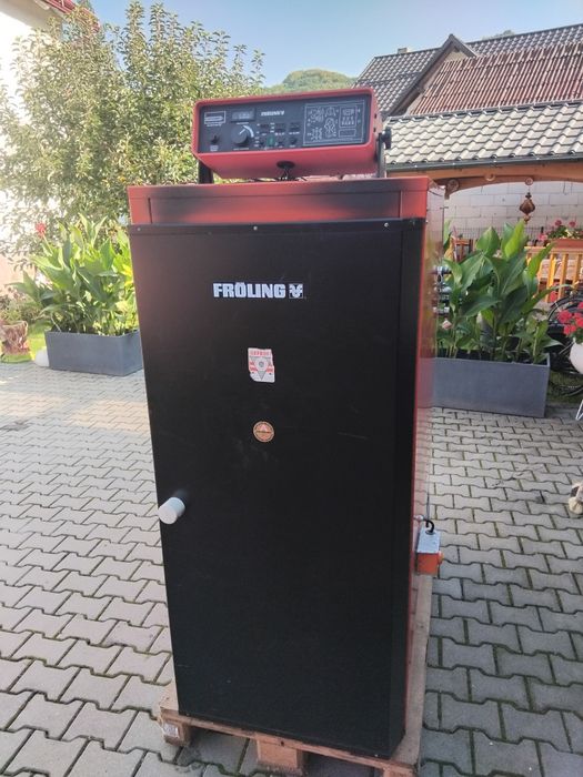 Vând centrală Fröling