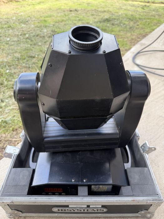 Set complet lumini scenă DJ – 3x Moving Head JB Systems + stative + consolă DMX (FULL KIT)
