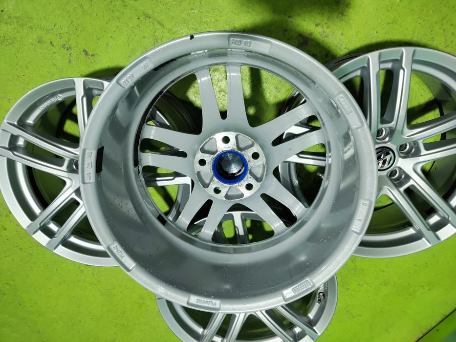 17 5x112 Vw Tiguan Passat Audi A4 A5 A6 лети джанти 5х112