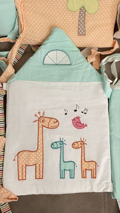 Продается очень красивые Бортики для детской кровати