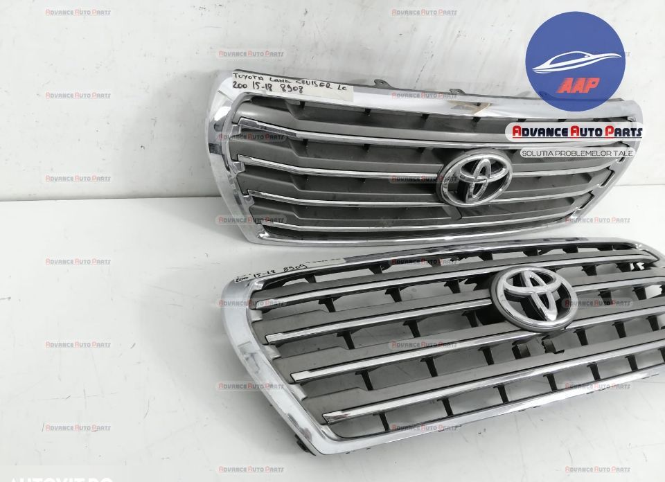 Оригинална централна решетка Тойота Ланд Крузер / Toyota Land Cruiser