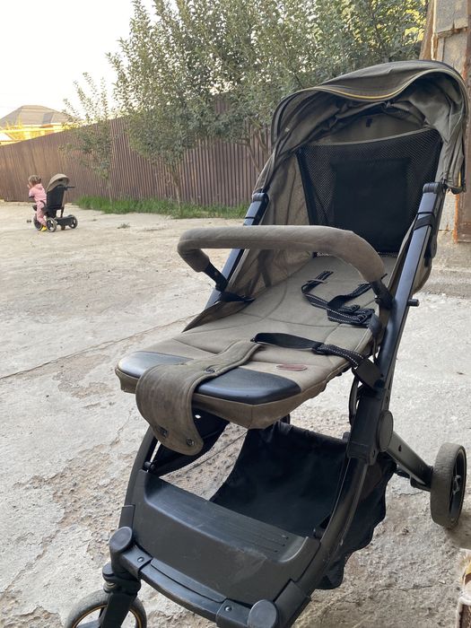 Продам коляску цвет хаки