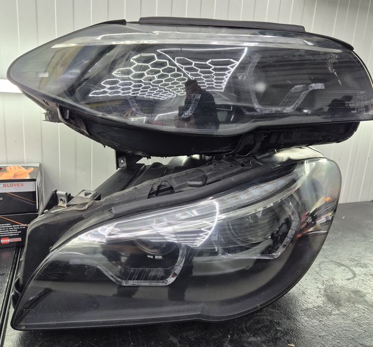 Vând set faruri BMW F10/F11
