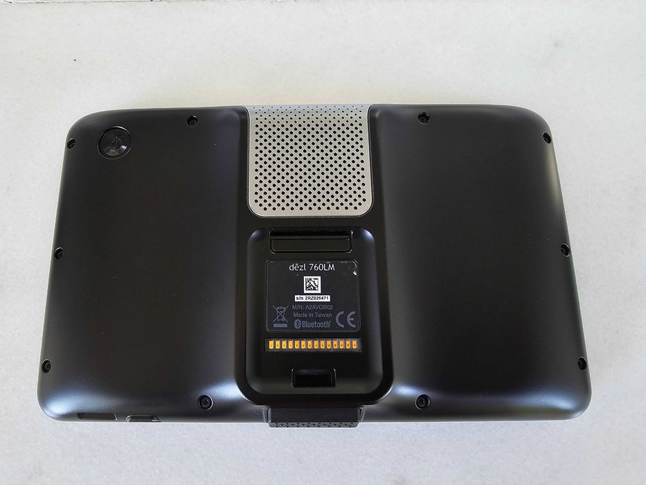 Продавам GPS GARMIN с автоматична задна камера