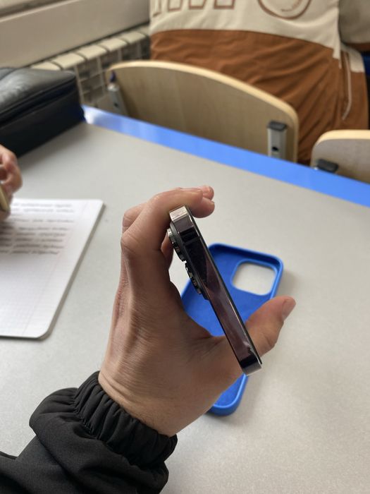 Iphone 14 Pro max ideal kar dok