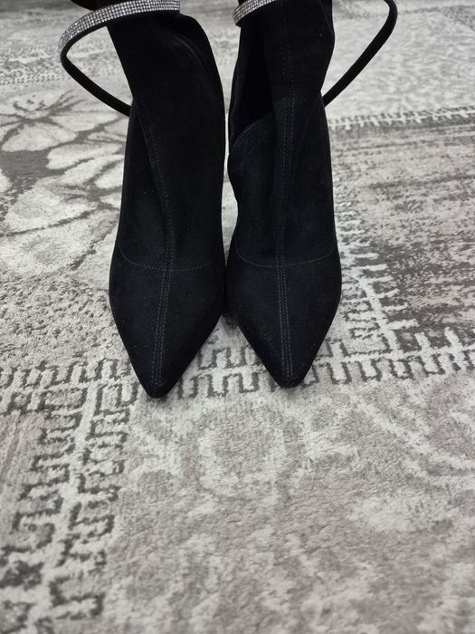 Продам ботильоны