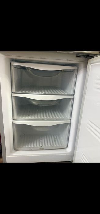 Продам холодильник б/у самовывоз