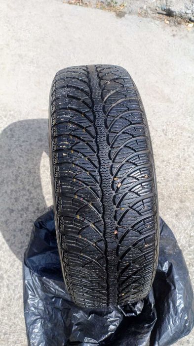 Зимни Гуми 185/60/15