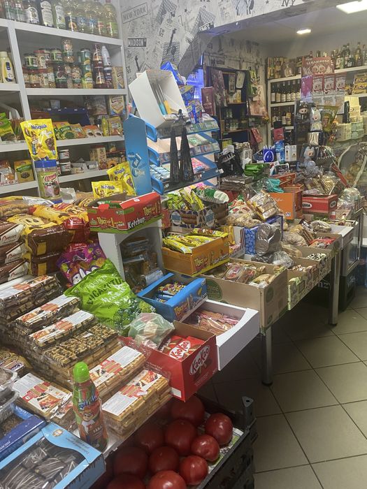 Vand spatiu cu vad pietonal