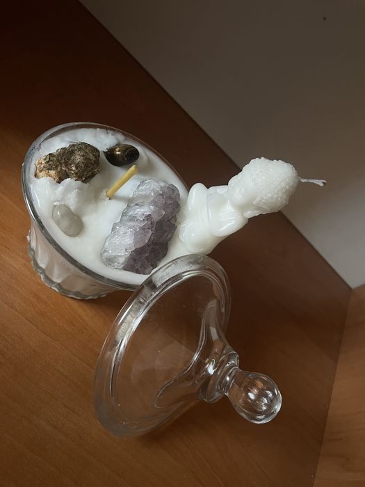 Lumanre cu cristale naturale