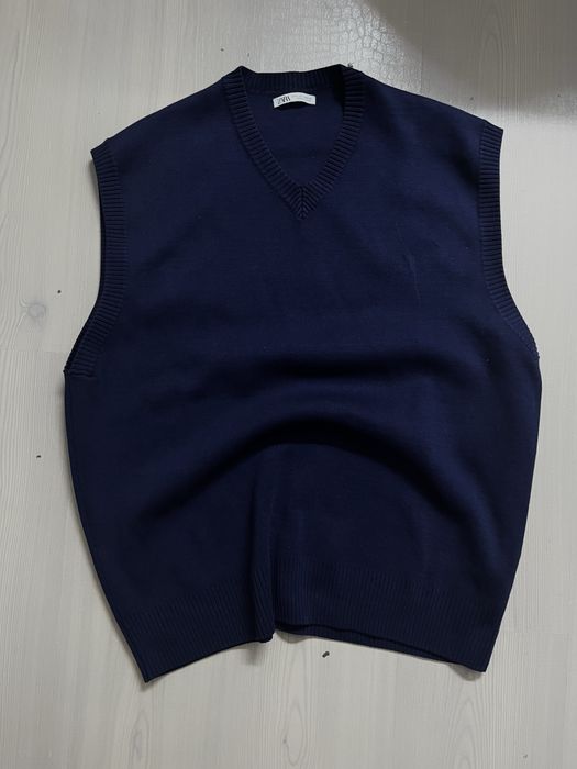 жилетка темно синяя Zara