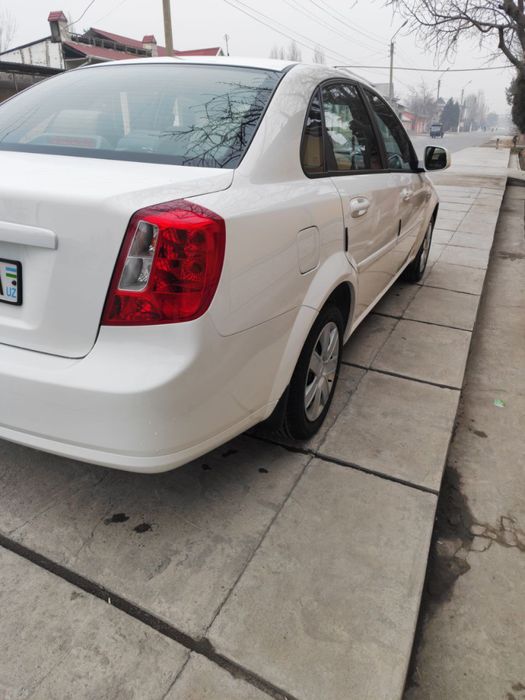 Jentra mexanika sotiladi