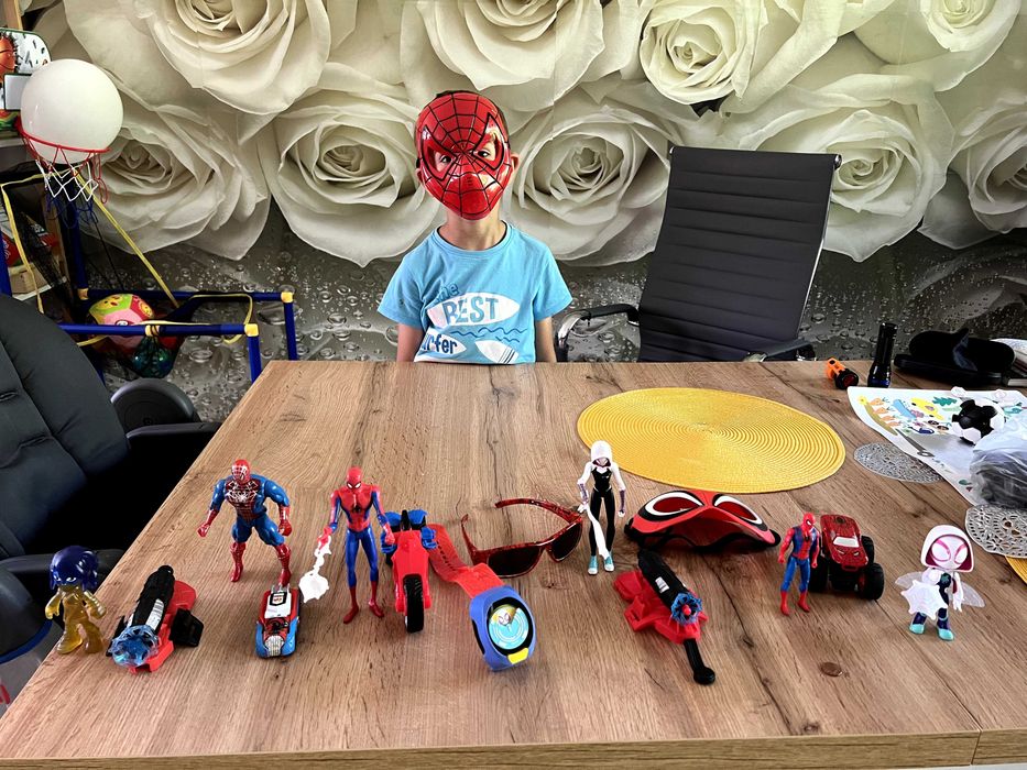 Marvel Spiderman Спайдърмен и сие  - 15 бр. с вкл. доставка
