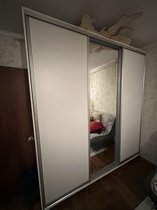 Шкаф-купе, самовывоз.       .