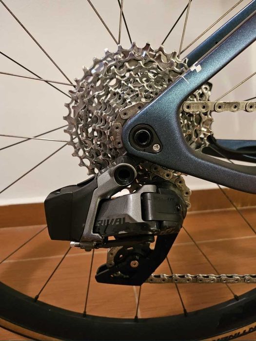 Bicicleta carbon Cube Axial WS C:62 SLX 2024 Sram Rival AXS electric