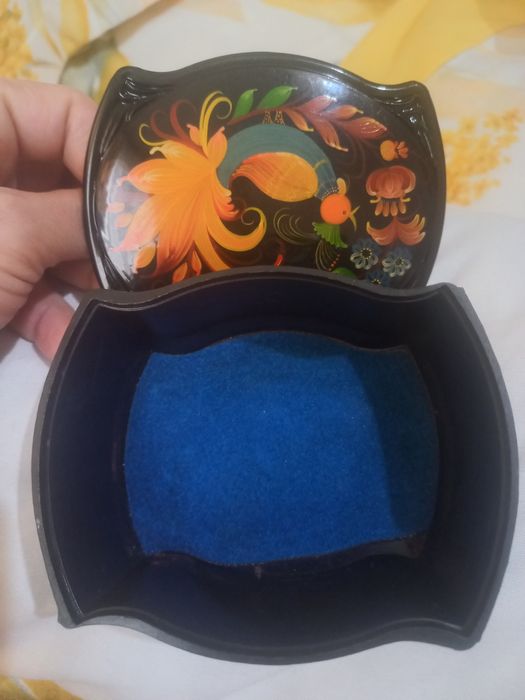 Продам полосмасовую шкатулку СССР.