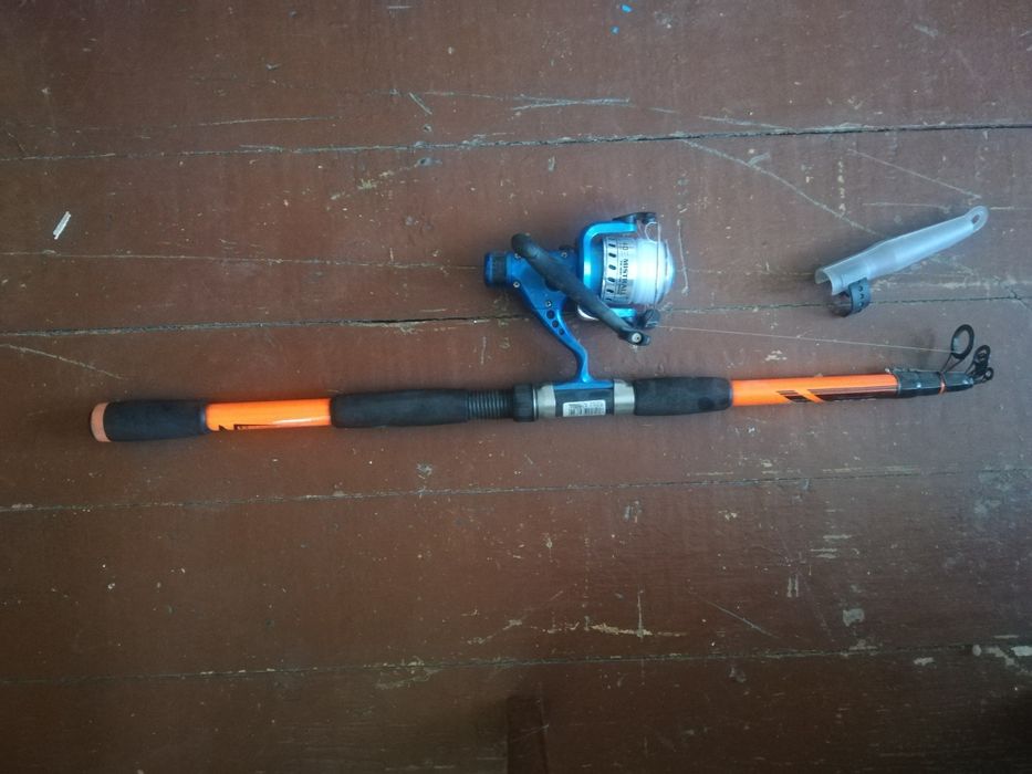 Въдица и макара за риболов