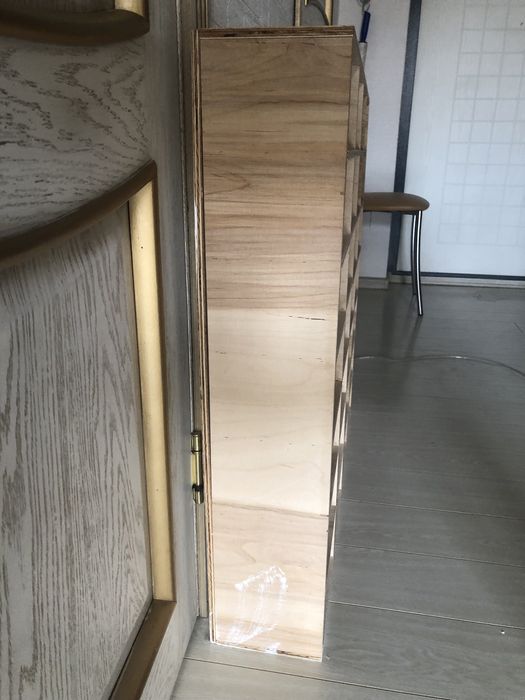 Продается стеллаж с 28 ячейками