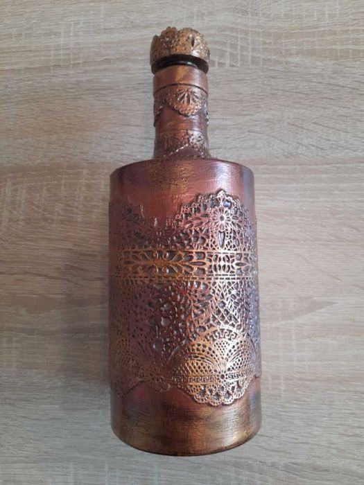 Бутилки за домашни ракия и вино. Ръчна изработка, единични бройки.